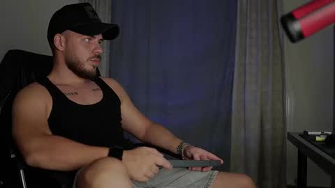 Snapshot of juliusmasters chatting on September 13, 9:49 pm JULiUS   online show from September 13, 9:49 pm