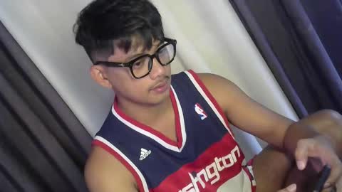 call me julz online show from February 8, 3:34 am