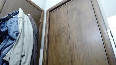 Snapshot of junk_yard_dog chatting on January 7, 2:49 pm Dave online show from January 7, 2:49 pm