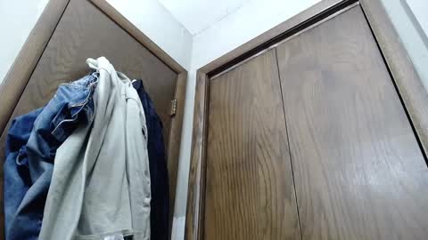 Snapshot of junk_yard_dog chatting on February 17, 1:21 pm Dave online show from February 17, 1:21 pm