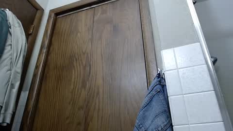 Snapshot of junk_yard_dog chatting on March 1, 12:45 pm Dave online show from March 1, 12:45 pm