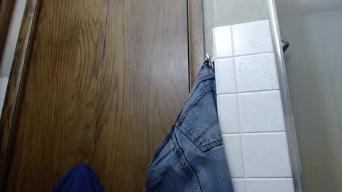 Snapshot of junk_yard_dog chatting on January 31, 1:56 pm Dave online show from January 31, 1:56 pm