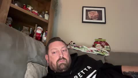 Junky online show from December 8, 9:30 pm