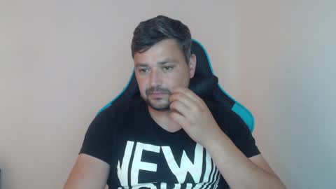 Alex online show from June 2, 11:22 am