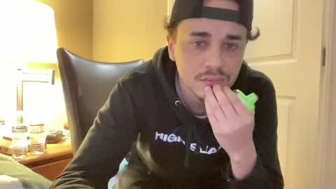 J online show from December 4, 7:06 am