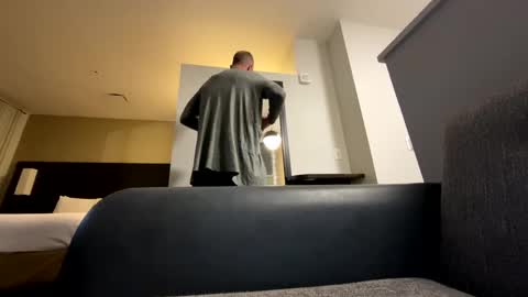 Tohiptwoquit online show from March 8, 1:04 am