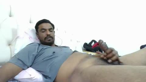 justfunn4u online show from December 18, 8:03 pm