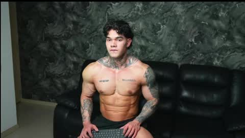 justin clark1 online show from May 23, 3:45 am