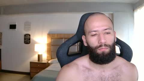 Justin online show from November 29, 3:25 pm