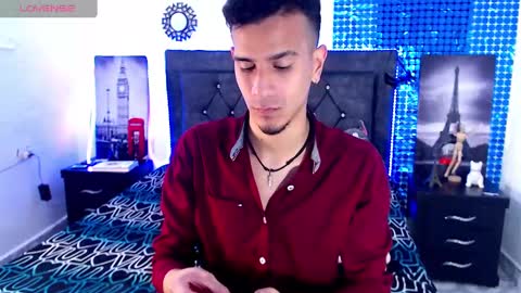 JUSTIN online show from December 22, 1:01 am