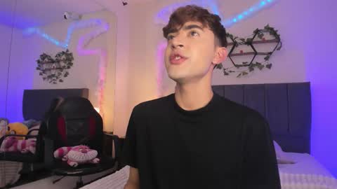 Justin online show from December 22, 11:29 am