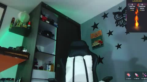 Justinsc online show from February 19, 11:45 pm