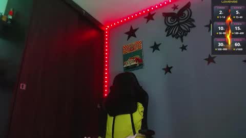 Justinsc online show from November 19, 11:59 pm