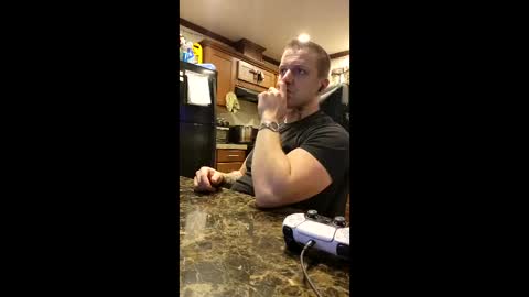 justus0624 online show from April 25, 1:41 am