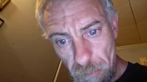 justwant2strokeit online show from April 5, 7:38 am