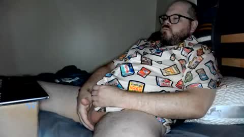 MidsizeBiGuy online show from July 17, 8:10 am