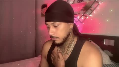 Snapshot of kaelsantos chatting on October 1, 12:42 pm      online show from October 1, 12:42 pm