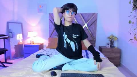 Kai online show from March 11, 12:28 am