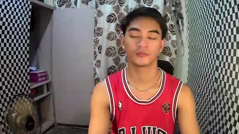 Kai online show from December 3, 5:01 pm