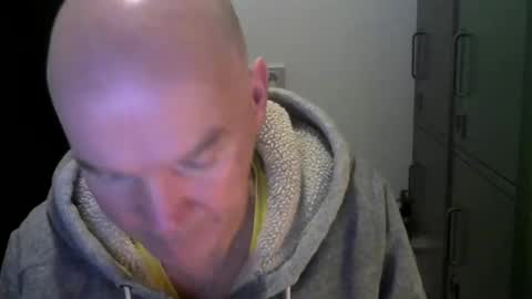 Robbie online show from January 19, 5:37 am