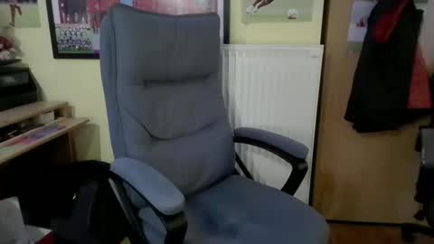 karison11 online show from March 3, 8:22 am