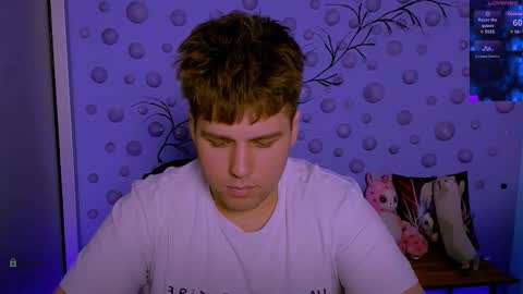 Karl online show from March 4, 8:27 pm