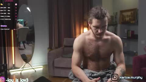 Karlos and Louis online show from November 25, 4:58 am