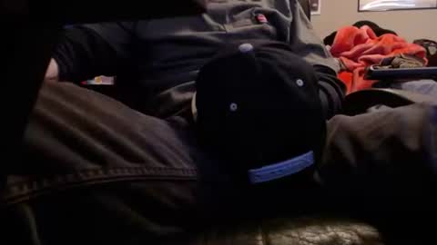 Snapshot of karnyx3 chatting on December 8, 6:28 pm Karlos Montoya online show from December 8, 6:28 pm