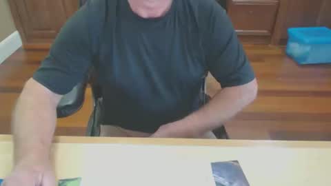 Milkiman online show from April 5, 7:54 pm