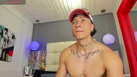 ---Kary--- online show from February 23, 9:25 pm