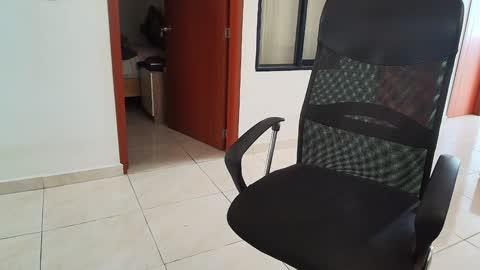 Kauri Lop online show from January 6, 4:44 pm