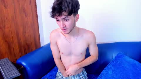kavencastro online show from May 16, 3:59 am