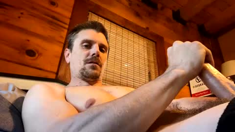 Snapshot of kcdowdy90 chatting on January 7, 3:22 pm rowdy6969 online show from January 7, 3:22 pm