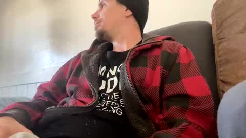 Snapshot of kcdowdy90 chatting on January 28, 3:25 pm rowdy6969 online show from January 28, 3:25 pm