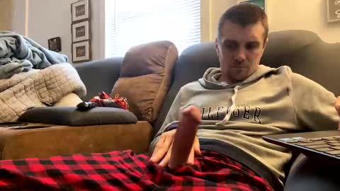 Snapshot of kcdowdy90 chatting on February 11, 3:29 pm rowdy6969 online show from February 11, 3:29 pm