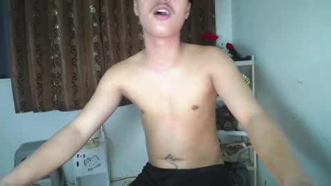 ken8804 online show from March 24, 11:15 am