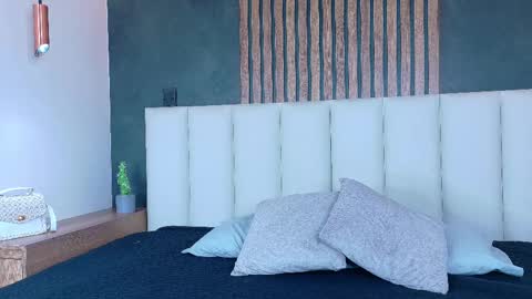   online show from February 21, 2:39 am