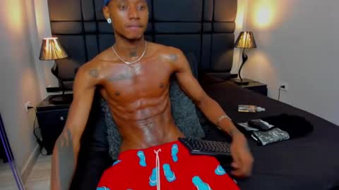 Snapshot of ken_smith01 chatting on February 16, 11:48 pm Ken Smith online show from February 16, 11:48 pm