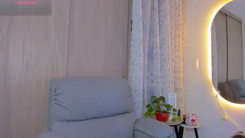 kendel_dimitri online show from November 12, 6:41 am