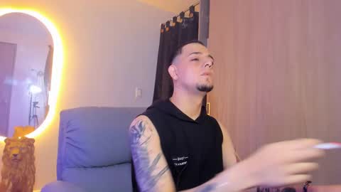 kendel_dimitri online show from January 26, 4:20 am