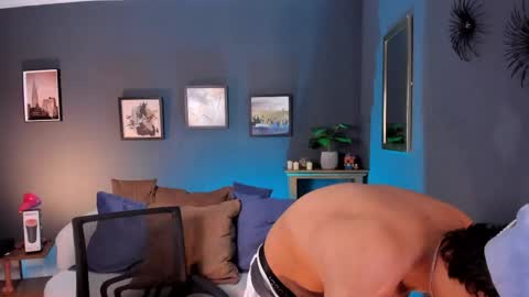 keneth_collins online show from May 13, 1:30 pm