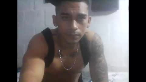 keni2000 online show from June 2, 4:19 pm