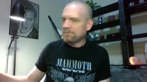 Snapshot of kenkuddles chatting on January 26, 4:20 am Ken Kuddles online show from January 26, 4:20 am