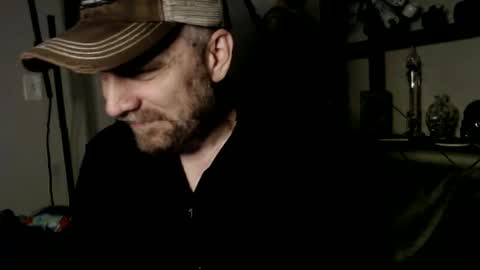 Snapshot of kenkuddles chatting on February 1, 3:08 am Ken Kuddles online show from February 1, 3:08 am