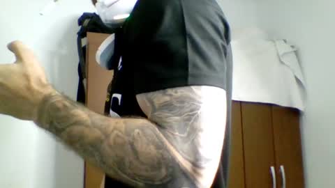 Kennfox777 online show from July 18, 9:42 pm