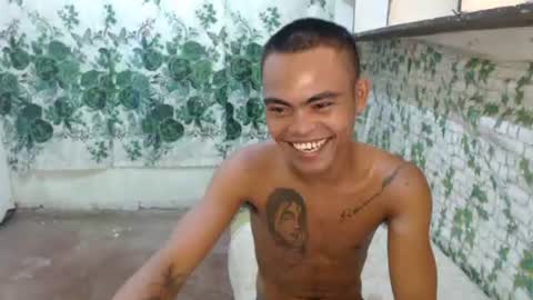kenneth_jeey online show from June 15, 4:59 am