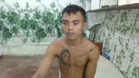 kenneth_jeey online show from May 9, 9:21 am