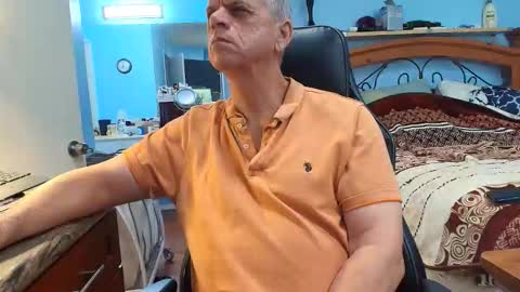 kent_ham online show from April 13, 11:05 pm