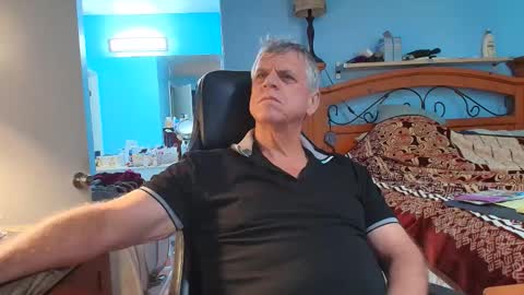 kent_ham online show from October 19, 11:30 pm