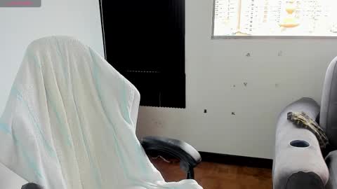 Snapshot of kent_rushell chatting on October 7, 5:50 pm kent_rushell online show from October 7, 5:50 pm